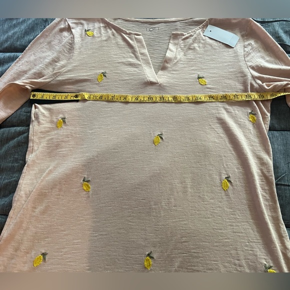 NWT Loft V-Neck Cotton Lemon Embroidered quarter Sleeve Top Sz M - Picture 6 of 7
